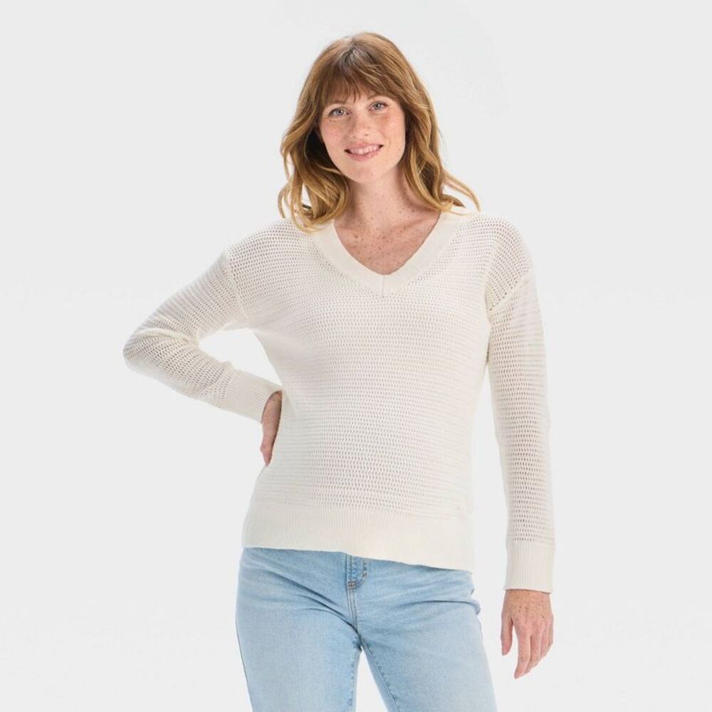 Openwork V-Neck Maternity Pullover Sweater - White L